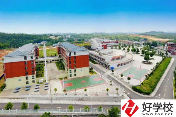 隆回縣有哪些職高學(xué)校？是公辦還是民辦？