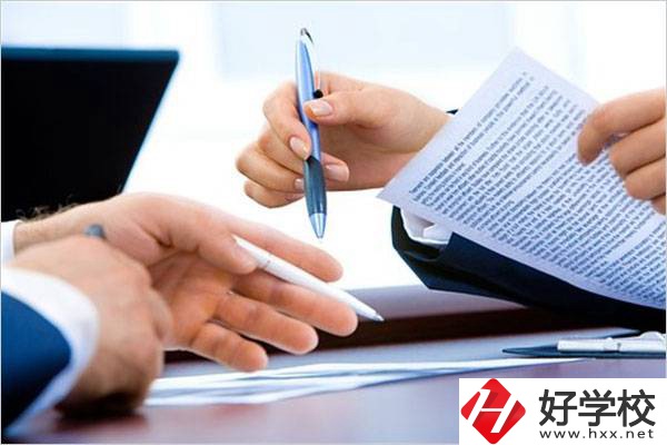 湖南初中畢業(yè)讀五年制大專學(xué)什么專業(yè)好？讀了有用嗎？