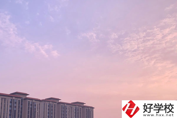想在常德讀中專，有哪些比較好的學(xué)校推薦？