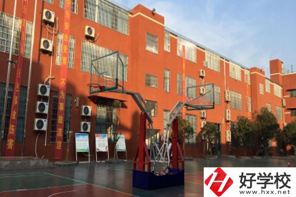 長沙市英藍(lán)中等職業(yè)學(xué)校怎么樣？有哪些優(yōu)勢？