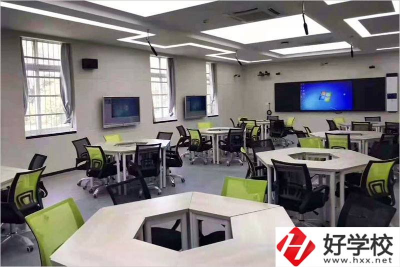 安鄉(xiāng)縣職業(yè)中專學(xué)校師資力量如何？值不值得報(bào)考？