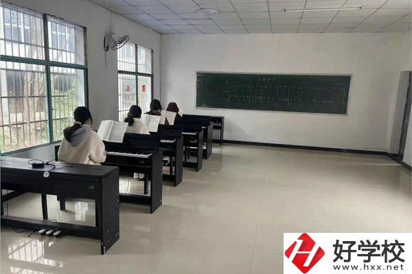 沅陵縣中等音樂專業(yè)學(xué)校的辦學(xué)條件怎么樣？