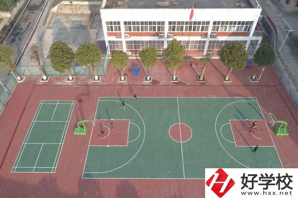 湖南有哪些比較好的公辦職高？學(xué)費(fèi)是多少？