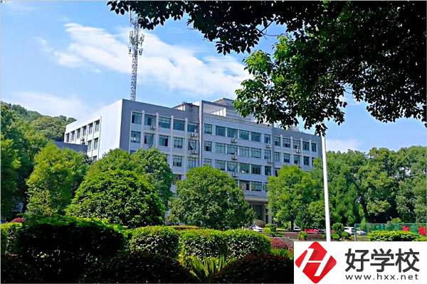 邵陽機電職業(yè)技術學校教學樓