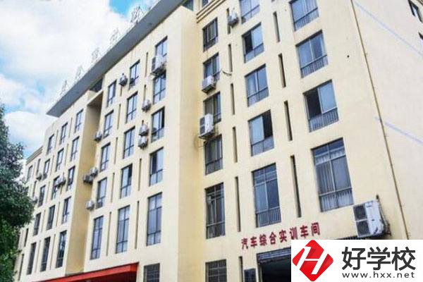 益陽市第一職業(yè)中專學(xué)校是重點(diǎn)學(xué)校嗎？升學(xué)率高嗎？