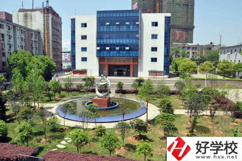 湖南省耒陽師范學校有哪些專業(yè)？就業(yè)前景怎么樣？