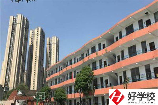 醴陵市有哪些中專學校值得推薦呢？學校有什么優(yōu)勢？