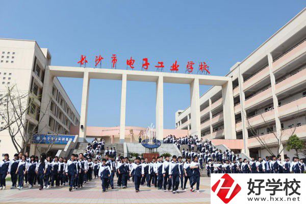 長(zhǎng)沙可以學(xué)電子商務(wù)專業(yè)的中職學(xué)校有哪些？