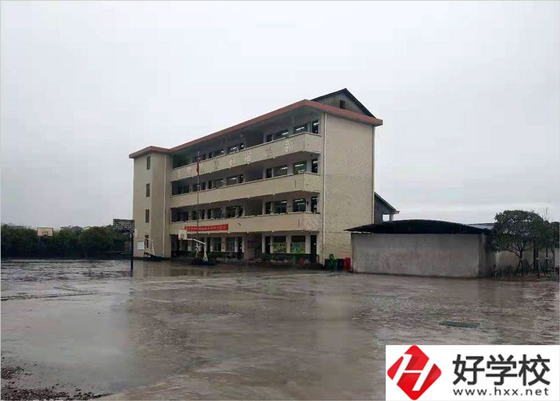 張家界僑輝技術(shù)學(xué)校教學(xué)模式怎么樣？入學(xué)須知有哪些？