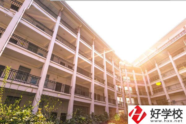 從就業(yè)前景來看，湘西自治州技工學校是否值得報考？