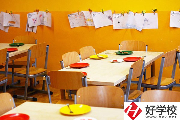 想在郴州讀中專，選擇什么專業(yè)比較好？