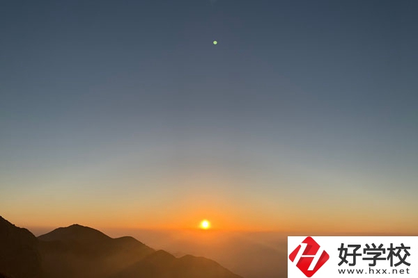 醴陵市陶瓷煙花職業(yè)技術(shù)學(xué)校怎么樣？師資力量如何？