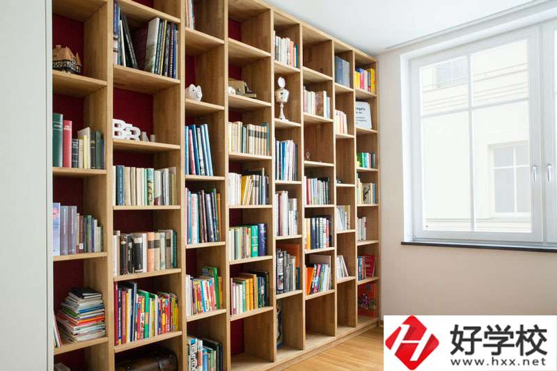 懷化鐵路職業(yè)中專學(xué)校怎么樣？地址多少？