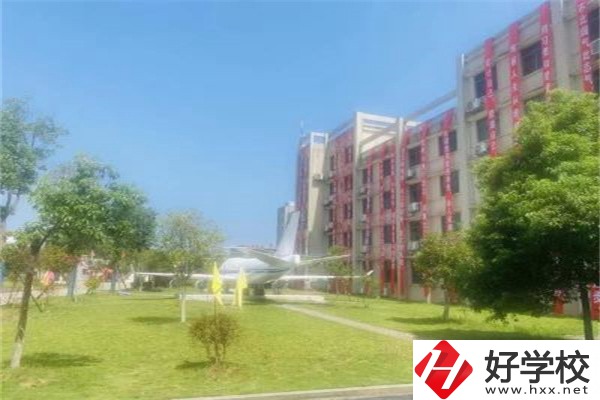 長沙經貿職業(yè)中專有哪些招生專業(yè)？有哪些辦學優(yōu)勢？