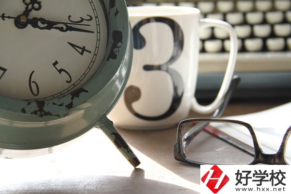 懷化市旅游學(xué)校怎么樣？宿舍好不好？