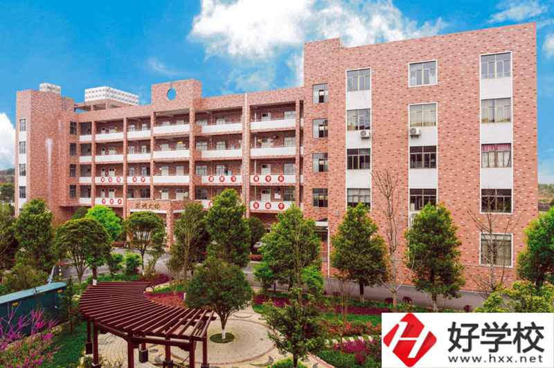 武岡市職業(yè)中專(zhuān)學(xué)校有什么特色專(zhuān)業(yè)？