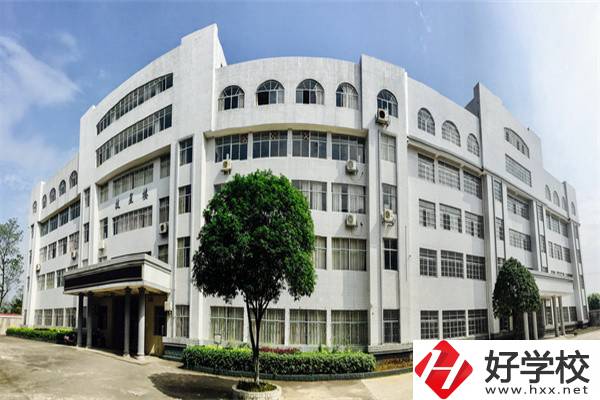 婁底市最好的公辦中專是哪所？有什么辦學(xué)特色？
