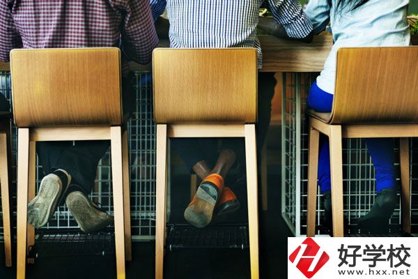 耒陽中等職業(yè)技術(shù)學(xué)校辦學(xué)條件怎么樣，值得選擇嗎？