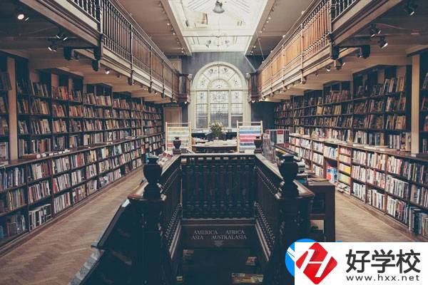 長沙岳麓區(qū)有哪些民辦職校？好不好？