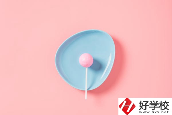 岳陽市網(wǎng)絡工程職業(yè)技術學校有什么專業(yè)？就業(yè)前景好不好？