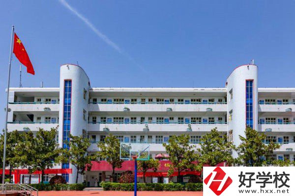 株洲軌道交通職業(yè)技術學校位置在哪里？乘車路線有哪些？