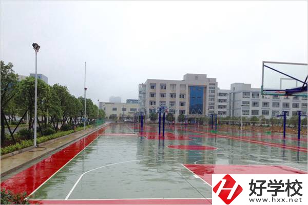 瀏陽最好的技校是哪一所？開設(shè)有什么專業(yè)？
