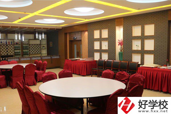 張家界旅游類中職有哪些？學(xué)校有什么特色？