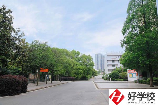 邵陽工業(yè)學(xué)校怎么樣？就業(yè)前景如何？