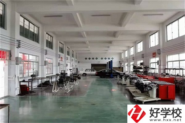 婁底重點中專有哪些？好進嗎？