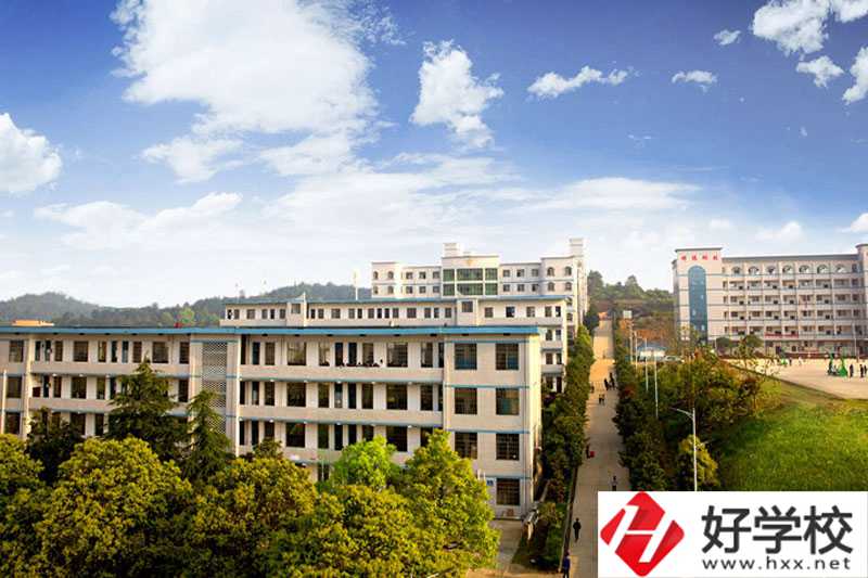 邵陽縣工業(yè)職業(yè)技術(shù)學(xué)校適合報(bào)考嗎？