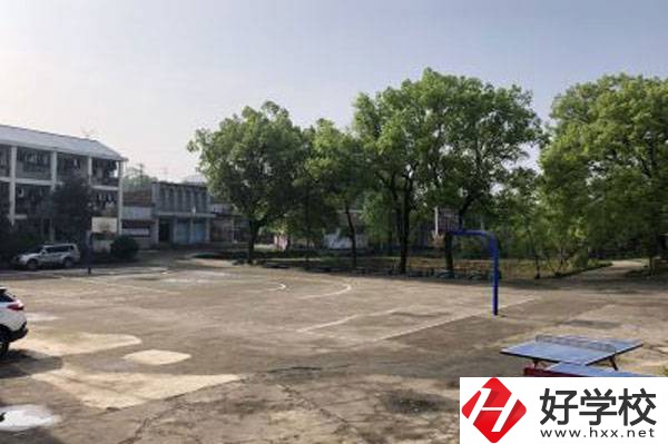 石門民族職業(yè)技術(shù)學(xué)?；@球場