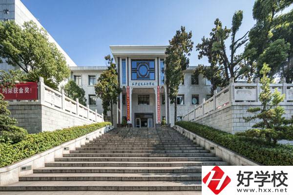 長沙建筑工程學(xué)校如何？有哪些招生專業(yè)？