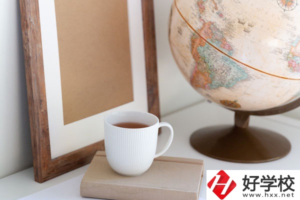 永州第二技工學(xué)校怎么樣？學(xué)校是公辦的嗎？