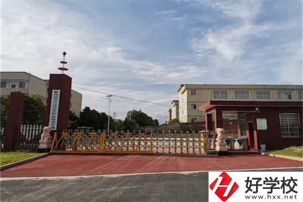 郴州私立職校的學(xué)費是多少？有收費便宜的嗎？
