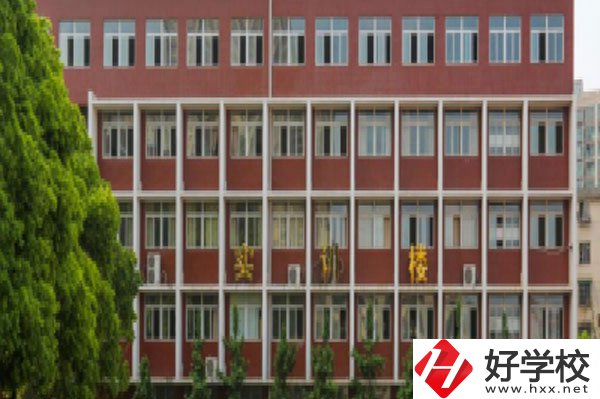 湖南工業(yè)貿(mào)易學(xué)校的移動商務(wù)專業(yè)怎么樣？