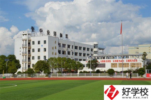 婁底重點中專有哪些？好進嗎？