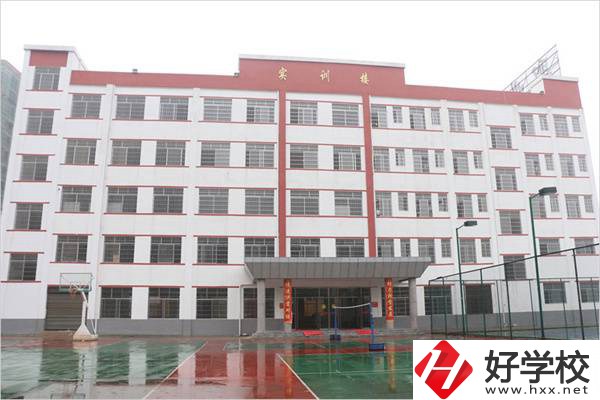 寧遠(yuǎn)縣職業(yè)中專學(xué)校辦學(xué)怎么樣？就業(yè)升學(xué)情況如何？