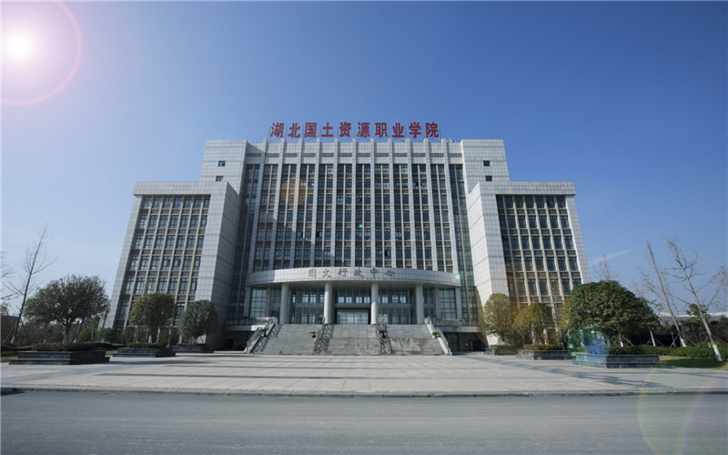 2024年重慶市農(nóng)業(yè)機(jī)械化學(xué)校有哪些專(zhuān)業(yè)